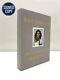 Autographed MICHELLE OBAMA AUTO LIMITED EDITION DELUXE BECOMING BOOK Signed