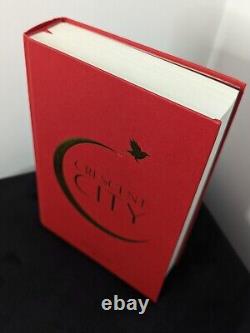 Crescent City 2020 Signed Tour Ed House of Earth and Blood by Sarah J Maas