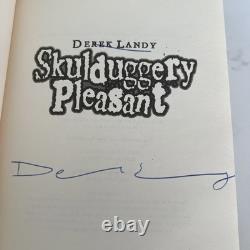 Derek Landy Skulduggery Pleasant Book 1 Signed 1st Edition Hardback