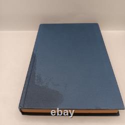 Douglas Adams Signed First Edition Book Last Chance to See 1990 Hardback With DJ