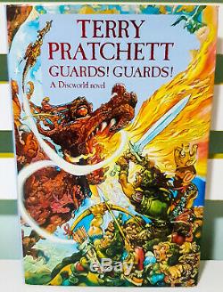 Guards! Guards! HB / DJ 1st Edition 1989 Book by Terry Pratchett! Signed Copy
