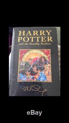 Harry Potter Deathly Hallows. Signed and Sealed. Book 7. First edition. Unopened