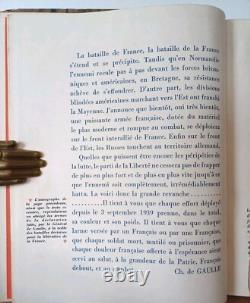 Jean Eparvier / A Paris Sous la Botte des Nazis 1st Edition 1944 Hardcover Book