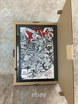 Jim Lee's X-Men Artist's Edition IDW Hardcover book Signed Numbered Variant