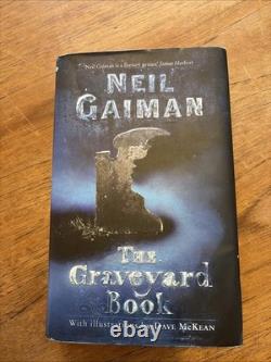 Niel Gaiman. The Graveyard Book. Signed. First edition. Hardback