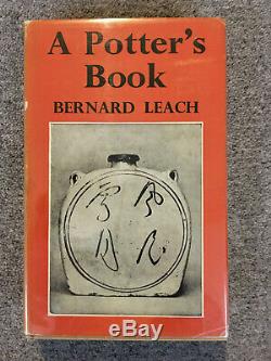 RARE A POTTER'S BOOK HB 1969 edition SIGNED BY BERNARD LEACH & SHOJI HAMADA