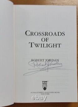 Robert Jordan CROSSROADS OF TWILIGHT 1st edition 1st print h/c book signed