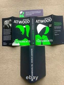 SIGNED The Testaments First 1st Edition Book LIKE NEW, Margaret Atwood