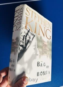 Stephen King Bag of Bones SIGNED Hardback Scribner Autograph Stephen King Bag of Bones SIGNED Hardback Scribner Autograph