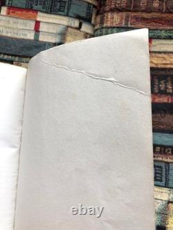 The Hunger Games SIGNED US 1st Paperback Edition Book By Suzanne Collins